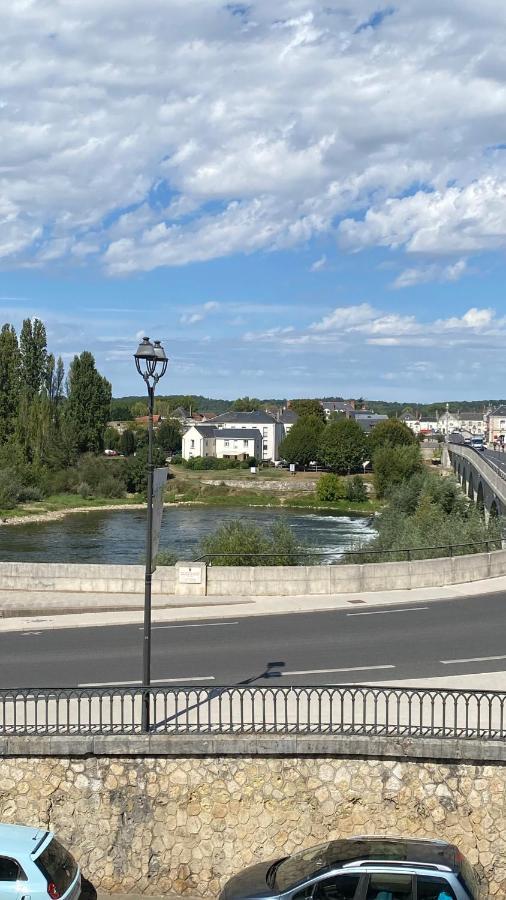 Hotel Bellevue Амбоаз Екстериор снимка