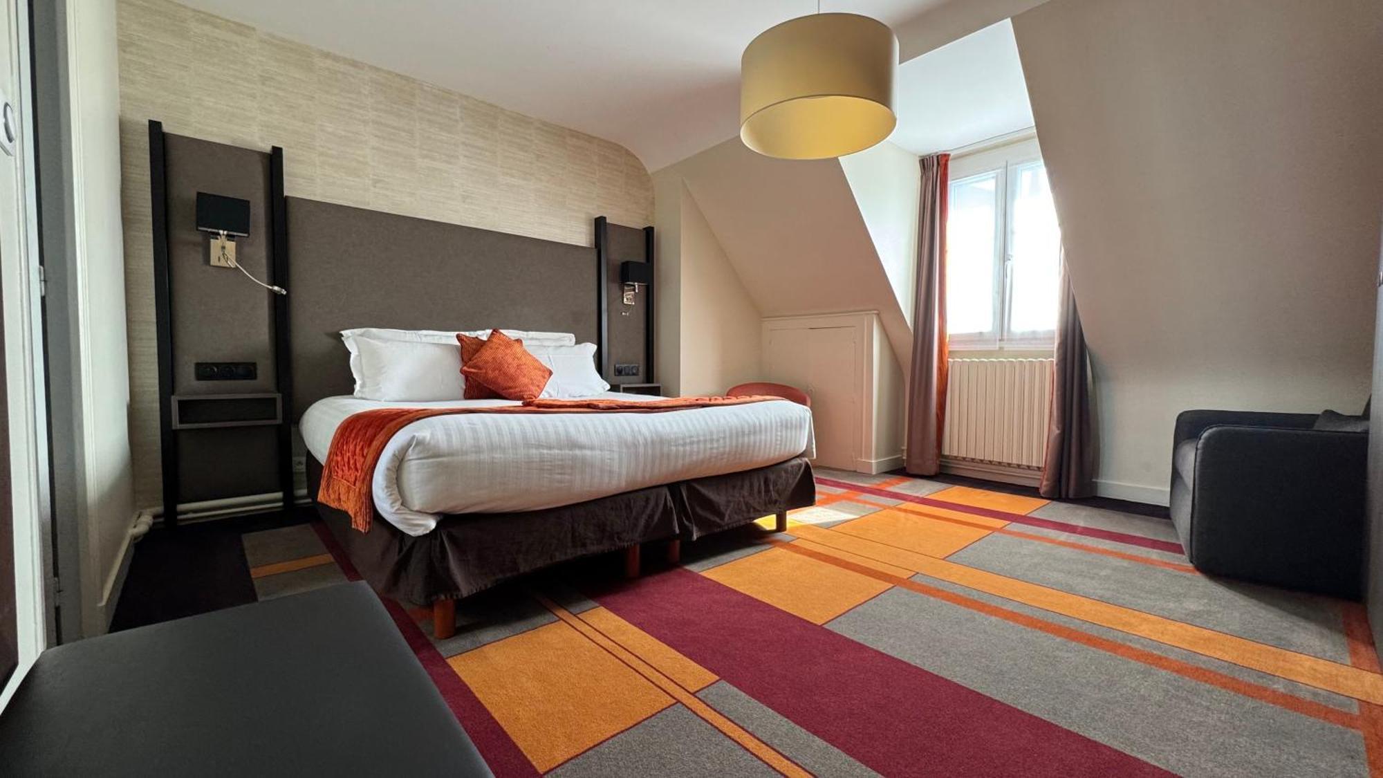 Hotel Bellevue Амбоаз Екстериор снимка