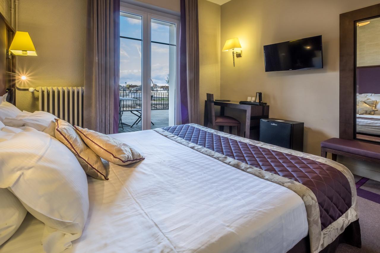 Hotel Bellevue Амбоаз Екстериор снимка